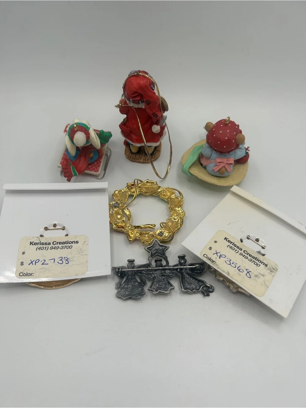 CHRISTMAS ORNAMENTS & BROOCHES VINTAGE SALE